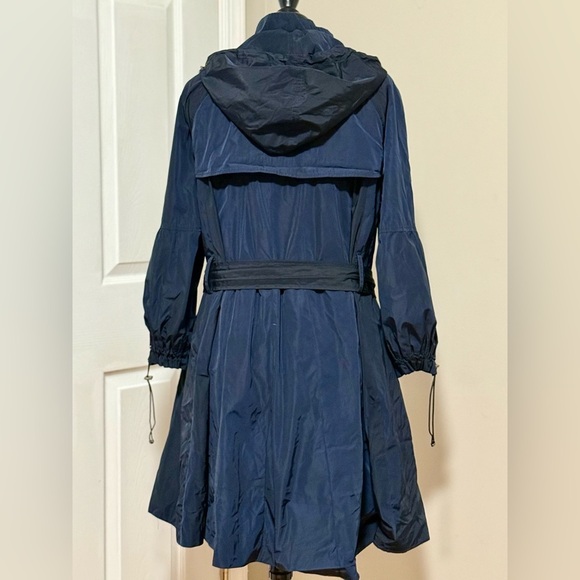 Gently Worn Zara Navy Blue Women's Swing Jacket - Picture 2 of 3